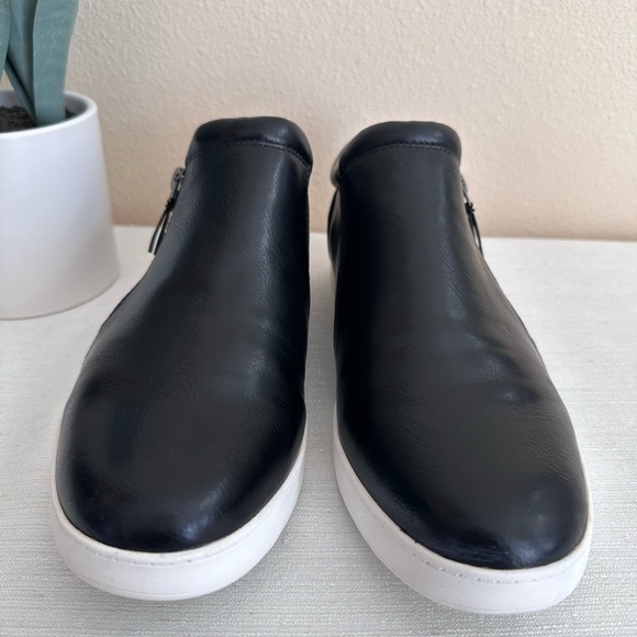 Life Stride Eden Soft System Black Faux Leather Zip Ankle Booties Women’s 10W - Picture 4 of 14